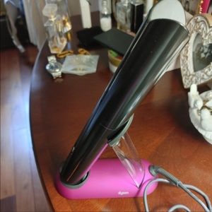 Dyson hair straightener